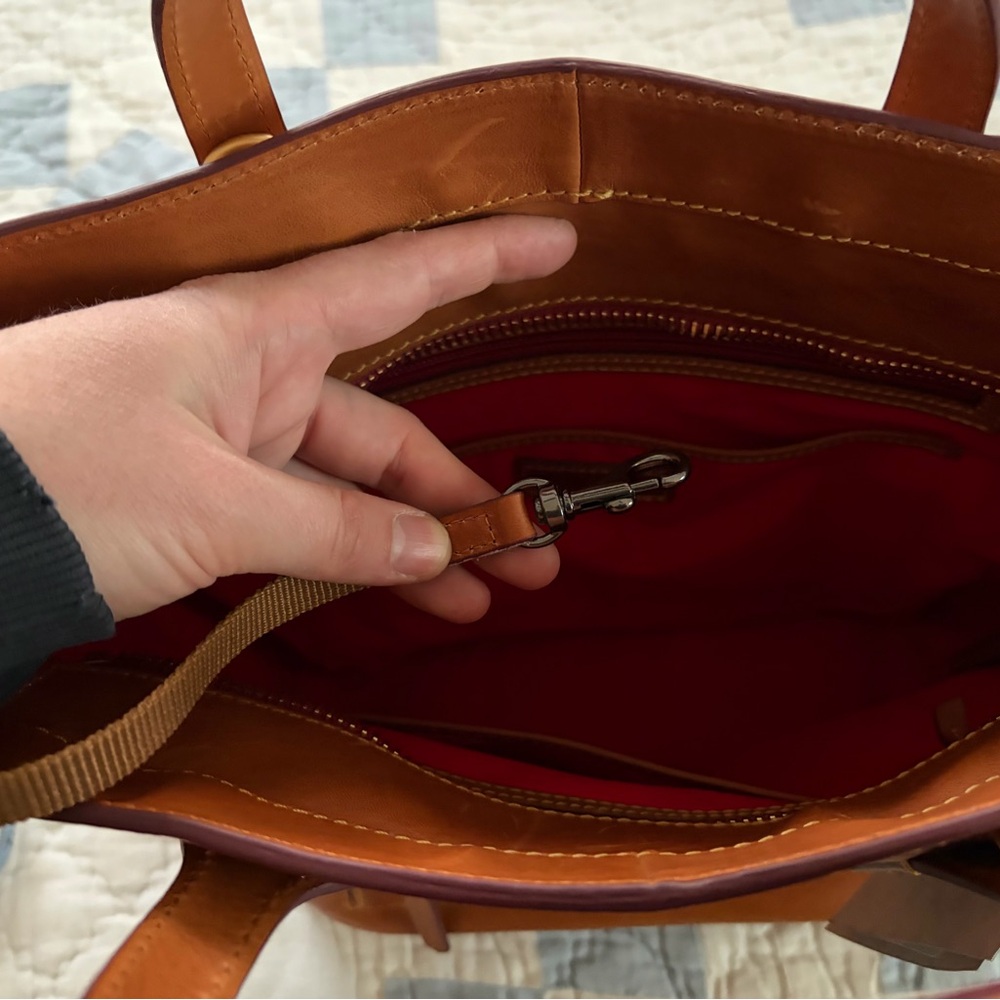 NWT Dooney & Bourke Florentine Darla Shopper Tote - Picture 6 of 16